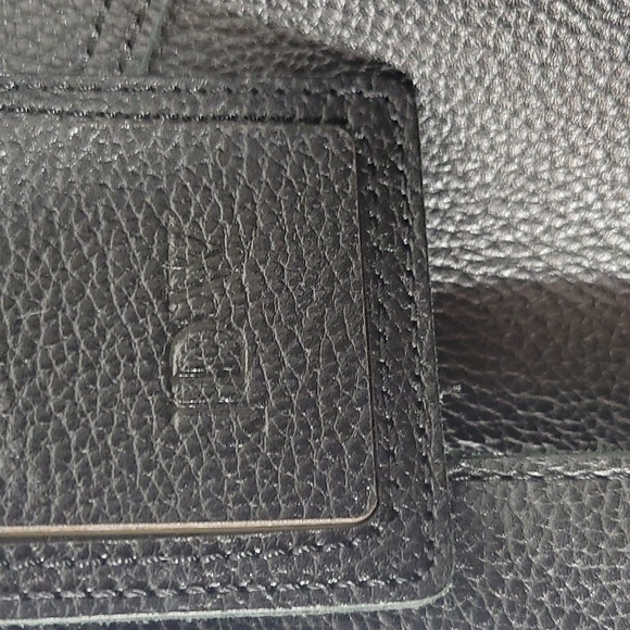 Men's Leather Messenger Bag by Red Envelope - Picture 7 of 10